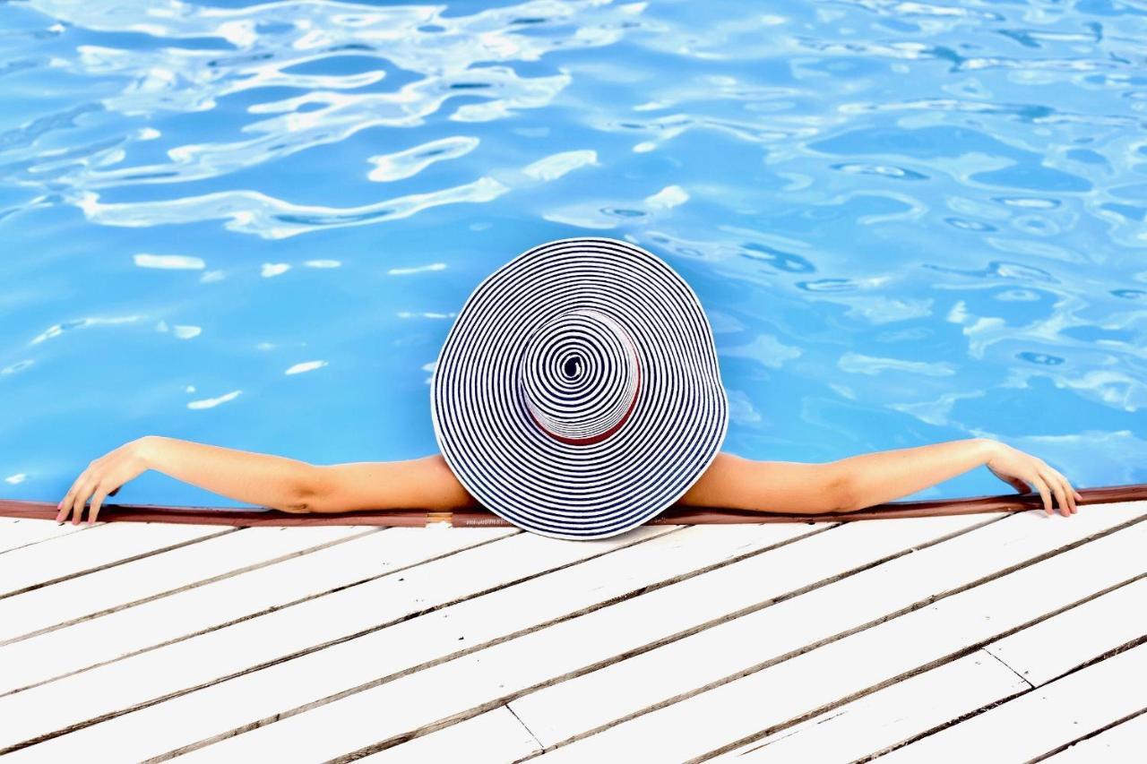 Sunny Suite 14 - Elegantes Hotelapartment Mit Grossartigem Pool-Wellnessbereich Direkt Am Meer In Ruhiger Lage - Perfekt Fuer Mensch Und Tier Börgerende-Rethwisch Εξωτερικό φωτογραφία
